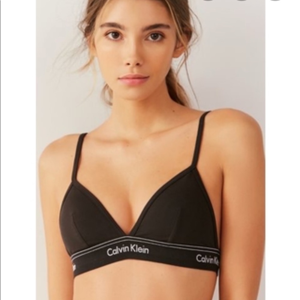New with tags Calvin Klein unlined triangle bra S
